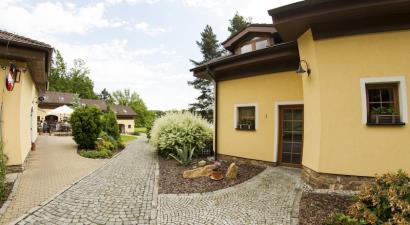 Pension-Restaurant Štilec<br/>Kamenný Újezd (okres České Budějovice)