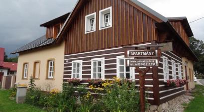 Apartmány U Šťastných<br/>Černý Důl