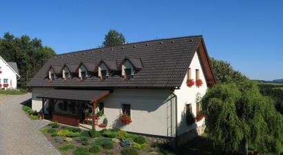 Penzion Selský dvůr<br/>Police nad Metují